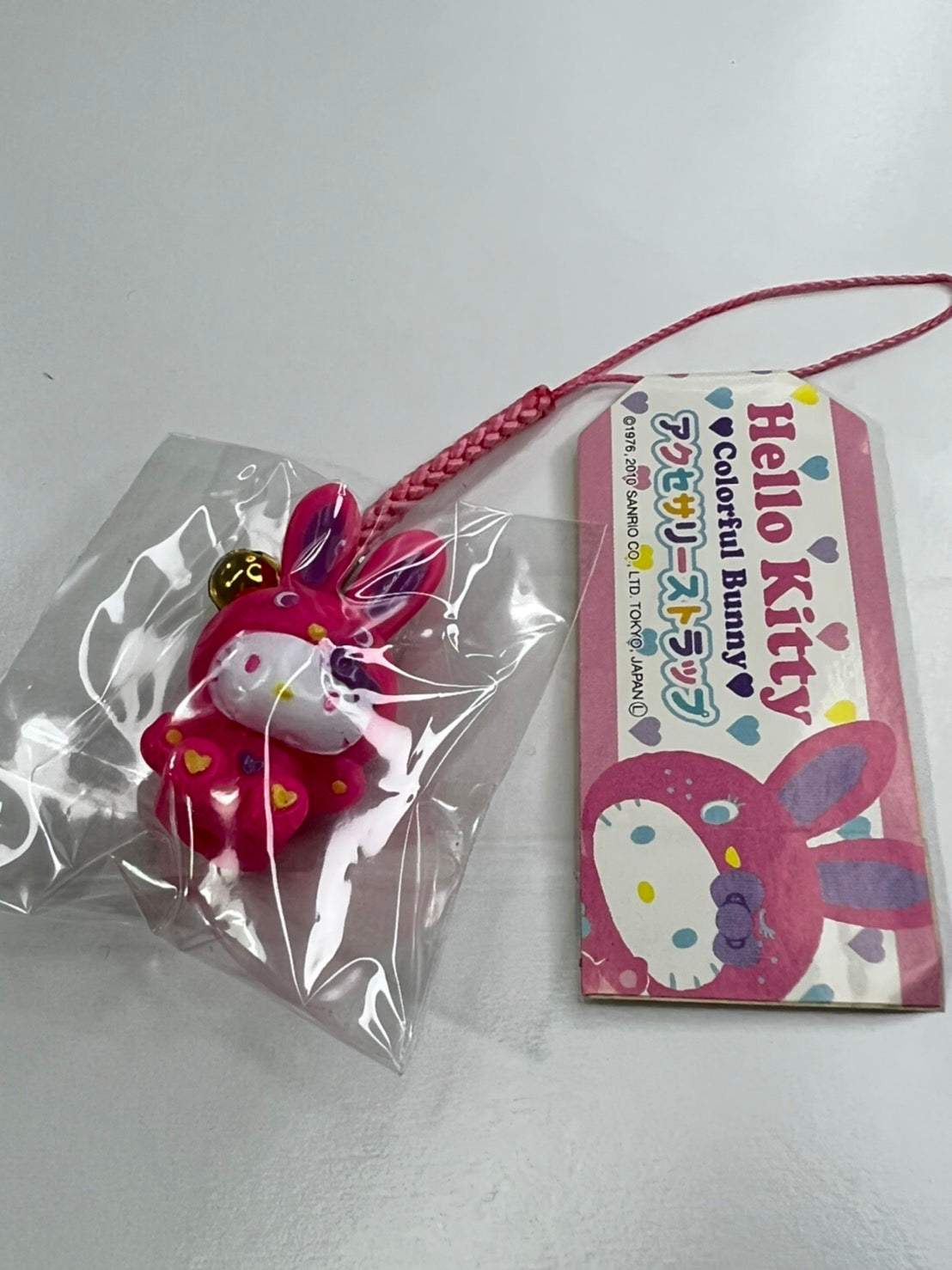 Cellphone Scrap - Hello Kitty Souvenir