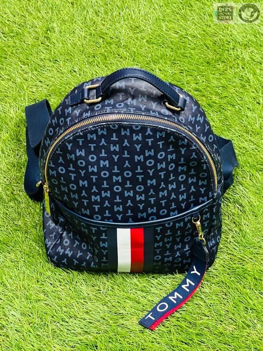 Used06 Tommy Hilfiger Back Pack Bag