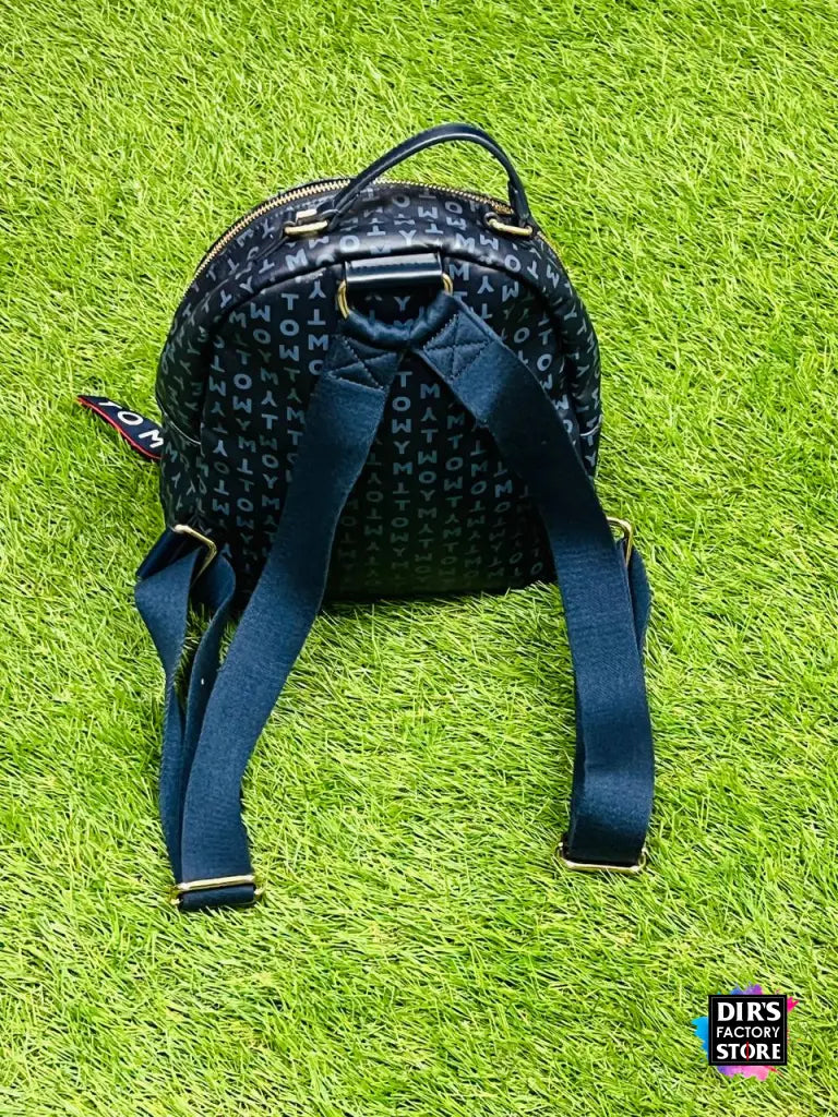 Used06 Tommy Hilfiger Back Pack Bag